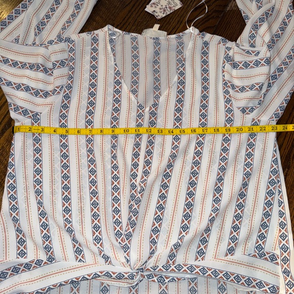 NWT Pink Republic Print Blouse - Picture 3 of 5